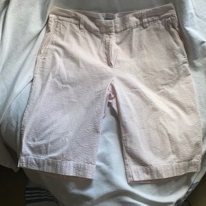 Izod Seersucker Bermuda Shorts Size 14 Pink/White